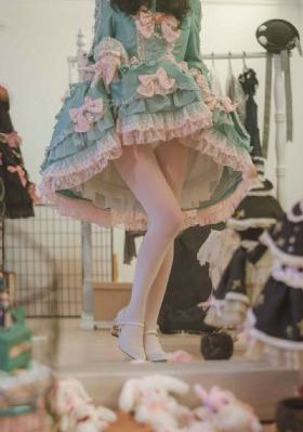 欧美街拍潮人服装_影音先锋资源