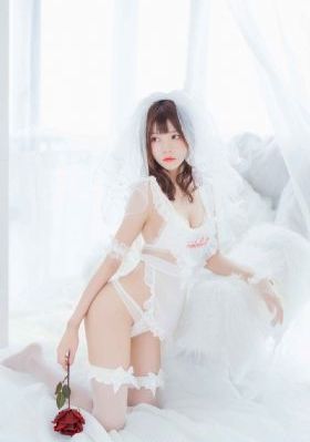 欧美时装ins风连衣裙_剧情片免费在线观看