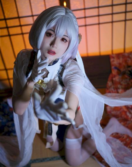 欧美的水波帘是啥布_1080手机免费观看完整