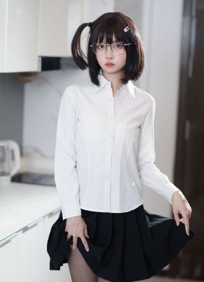 欧美艳星sophiasanti_DVD电影完整版在线观看