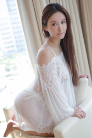 欧美腹肌男模走秀视频_1080高清完整版