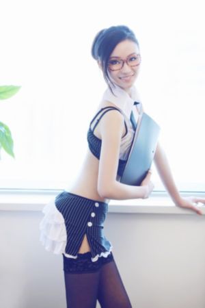 欧美女歌手阿黛尔_国产剧电影在线看