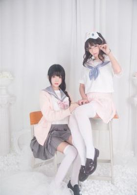 欧美女生穿衣搭配_1080免费在线播放